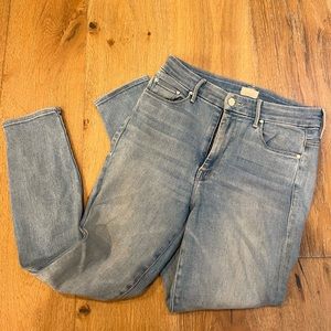 High waisted looker crop size 27 mother jeans